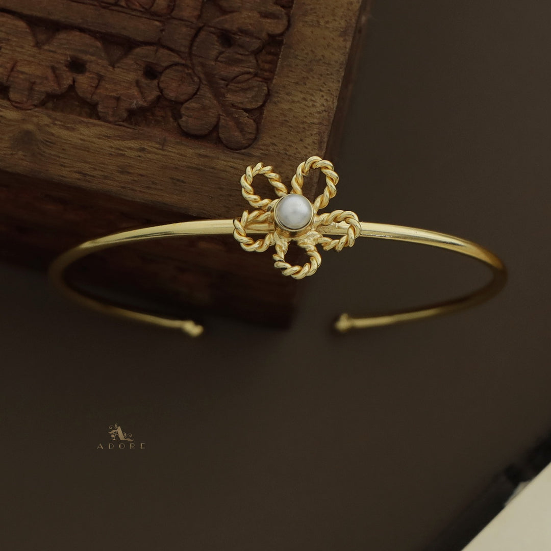 Golden Twisted Pearly Flower Bangle