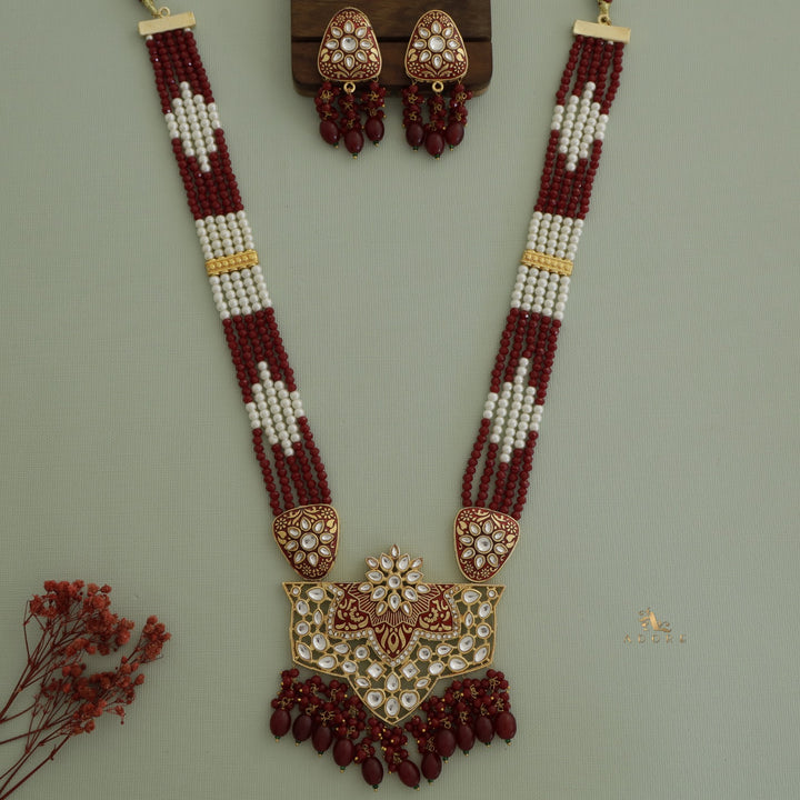 Shivangi Onyx  Kundan Neckpiece With Earring