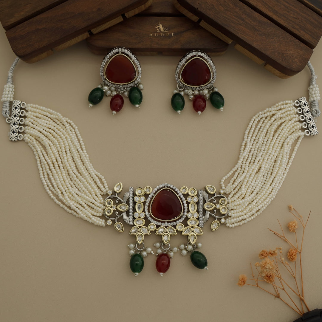 Heral Glossy Choker With Earring