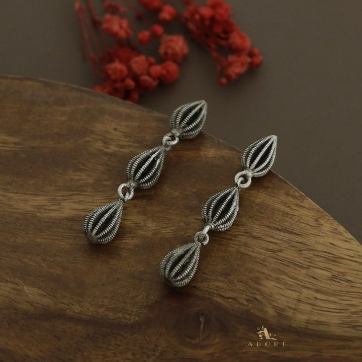 Talia Tri Bud Earring