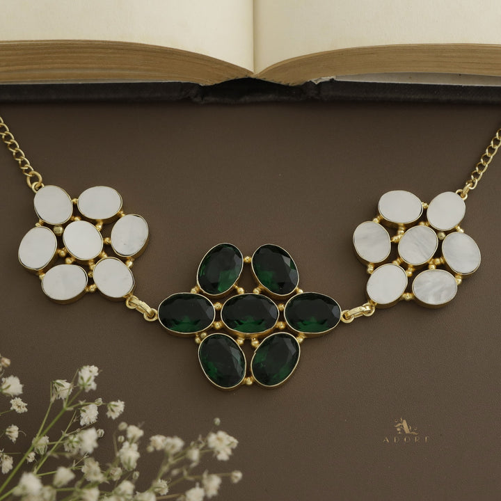 Ruhin Glossy MOP Choker