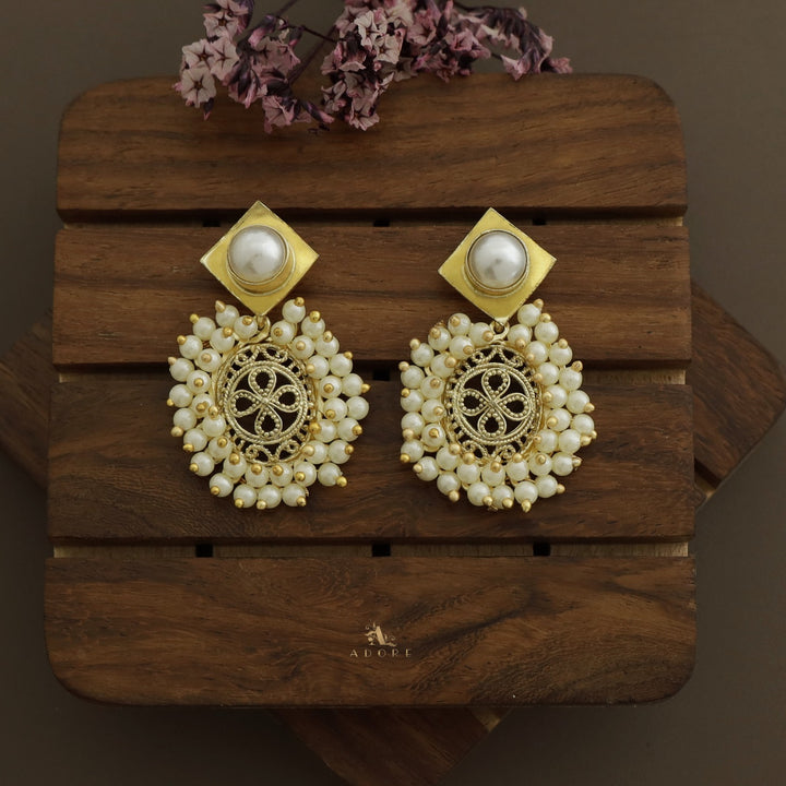 Stevie Cluster Pearl Earring