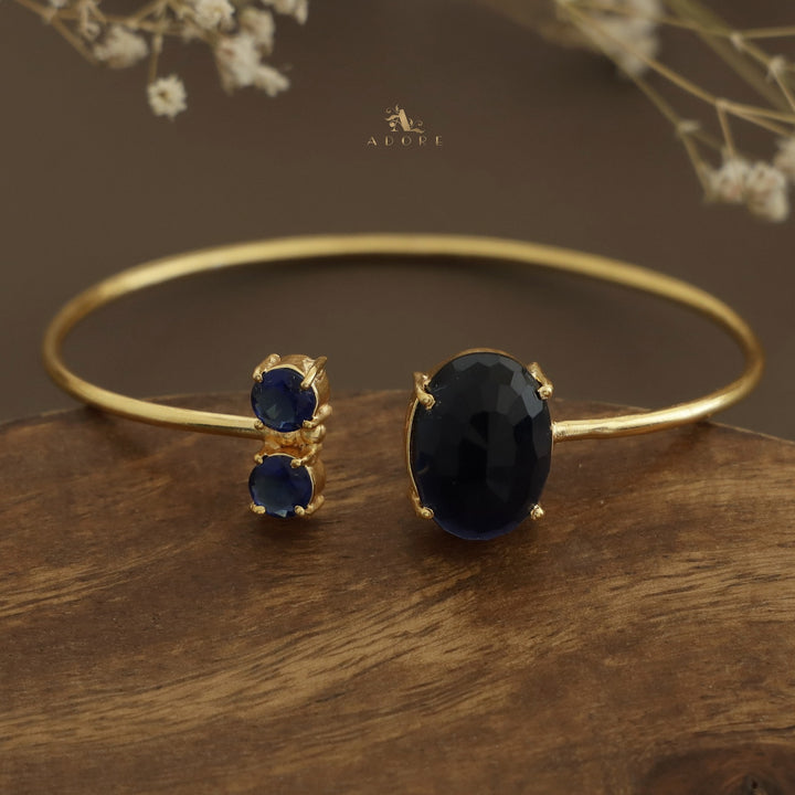 Glossy Ilana Oval + Dual Round Stone Bangle
