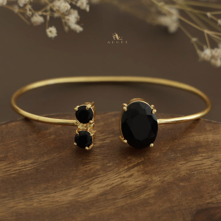 Glossy Ilana Oval + Dual Round Stone Bangle