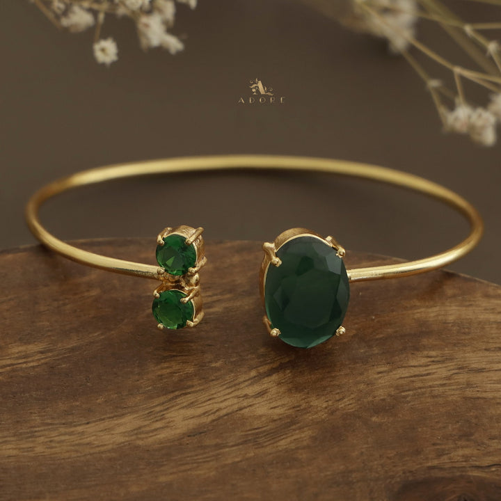 Glossy Ilana Oval + Dual Round Stone Bangle