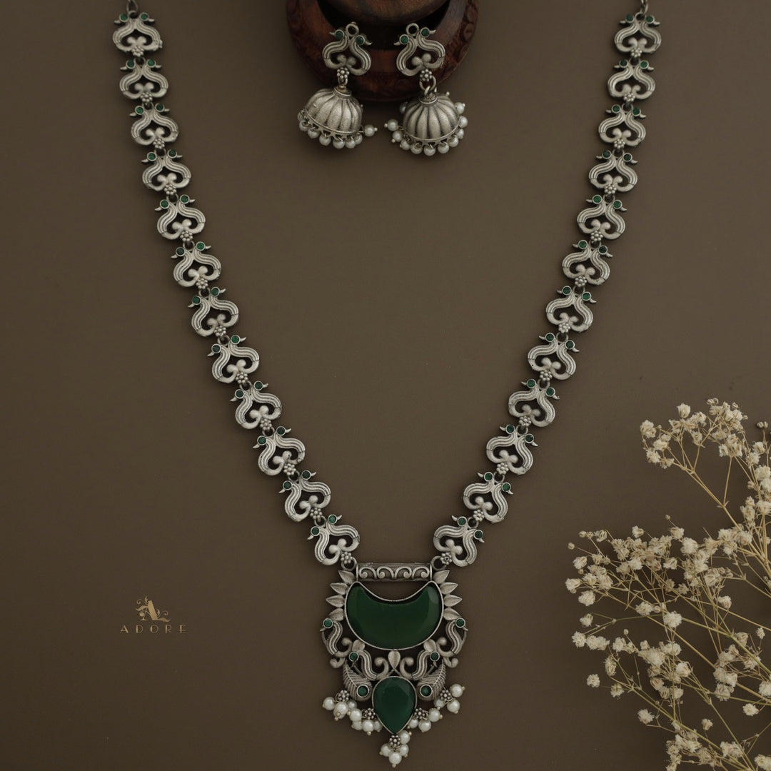 Sayuri Pearl Neckpiece With Jhumka