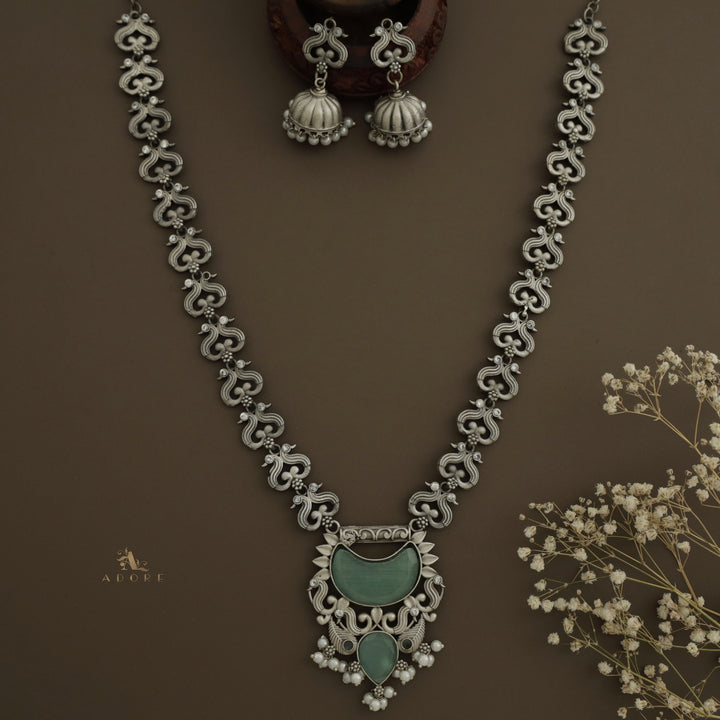 Sayuri Pearl Neckpiece With Jhumka