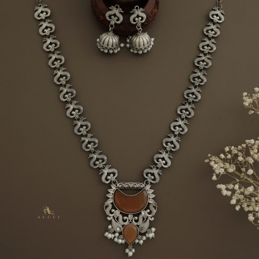 Sayuri Pearl Neckpiece With Jhumka