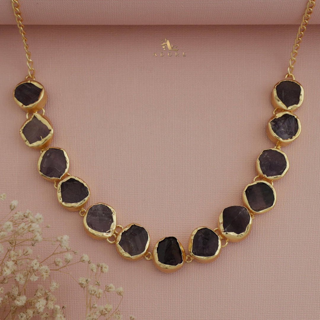 Esmera Round Raw Stone Choker / Short Neckpiece