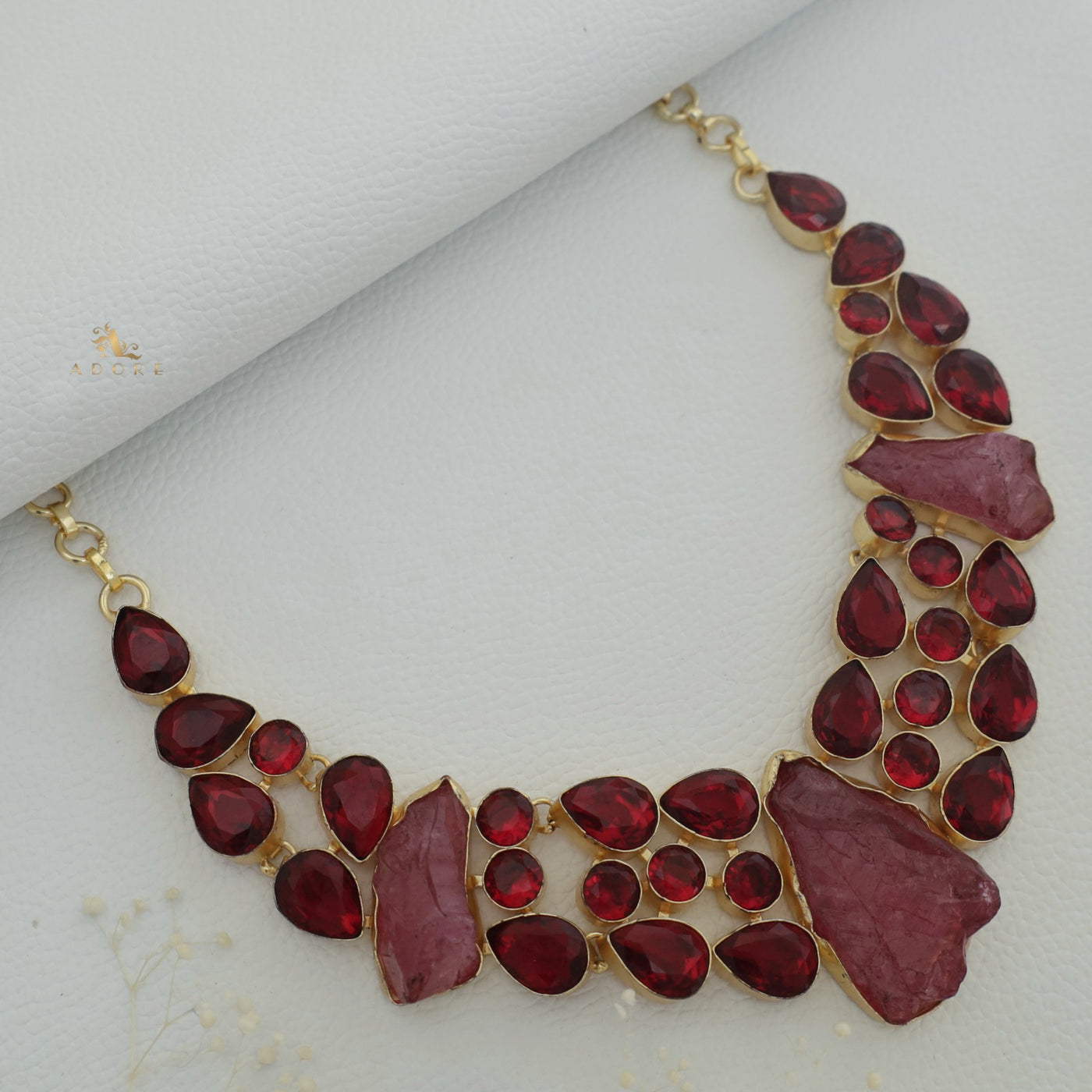 Miranea Neckpiece