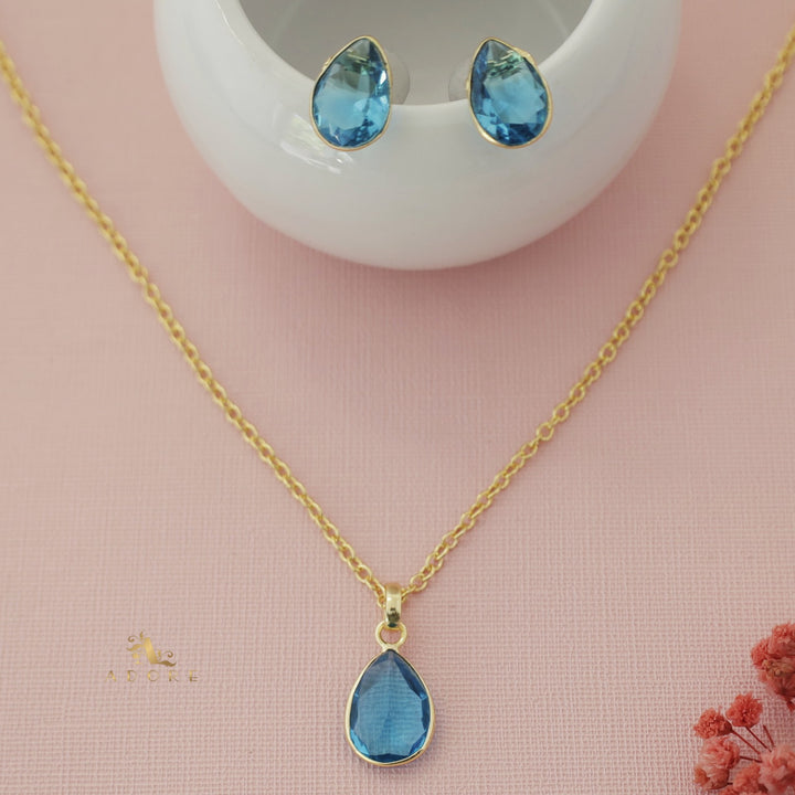 Seira Glossy Drop Neckpiece With Stud
