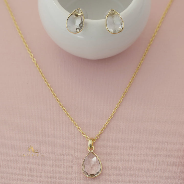 Seira Glossy Drop Neckpiece With Stud