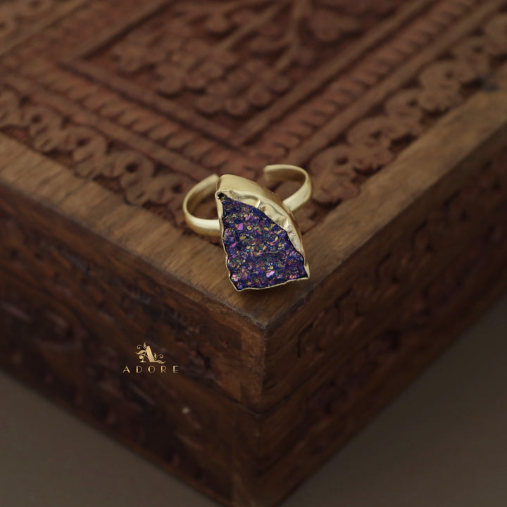 Single Stone Glittery Ring