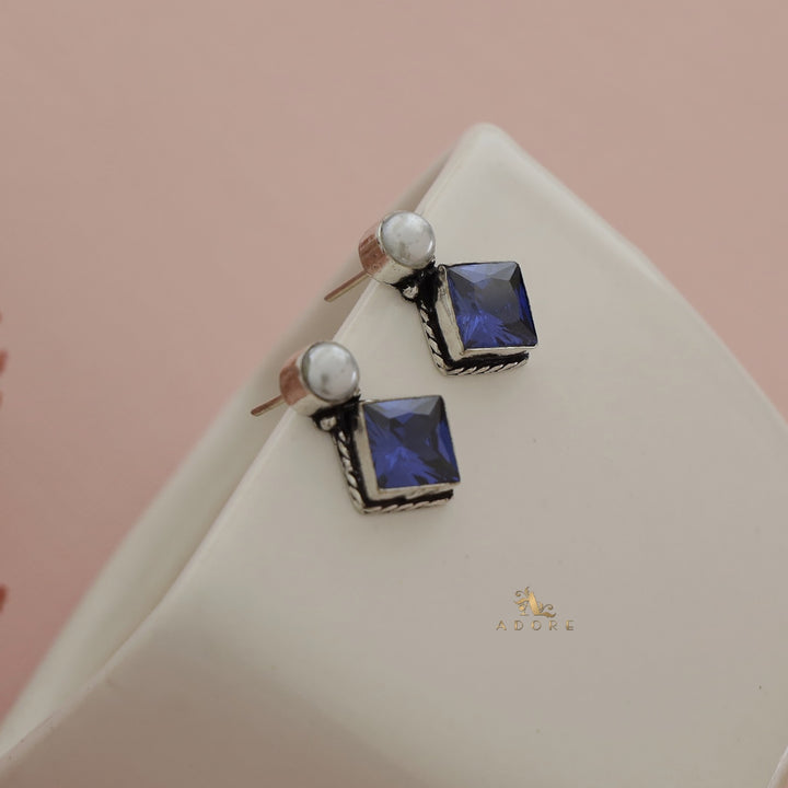 Arusi Pearl Earring