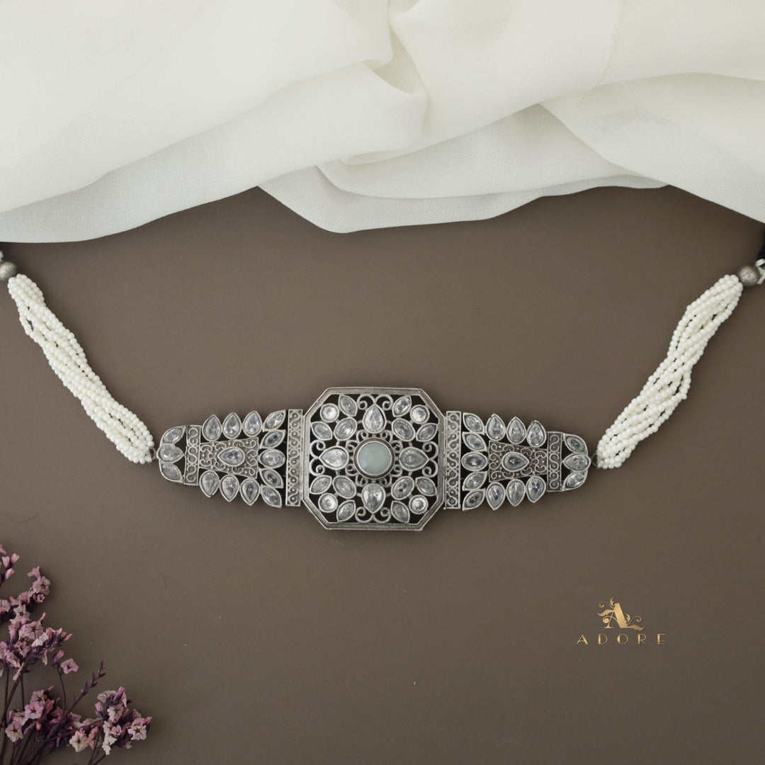 Swethika Glossy Pearl Choker