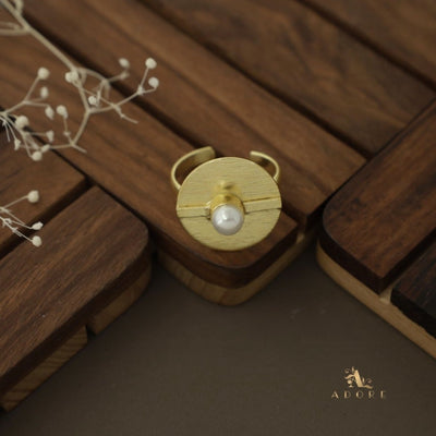 Golden Round Elona Pearl Ring