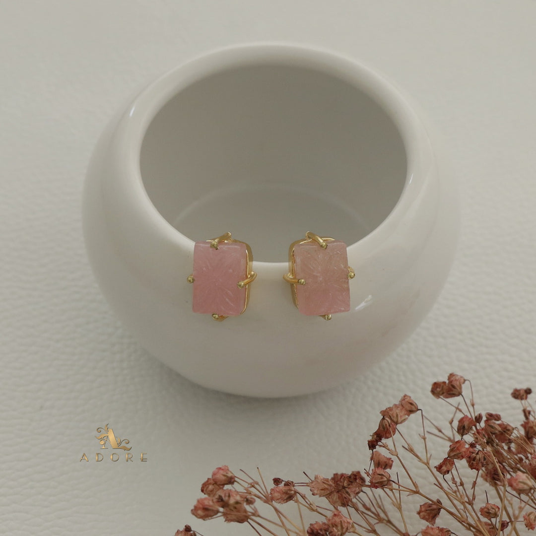 Carved Yousha Choker With Stud