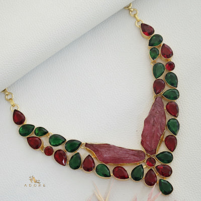Mina Neckpiece