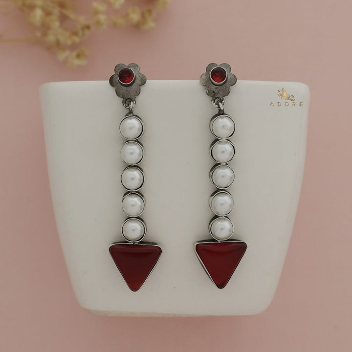 Silver Glossy Flower Arrow Earring