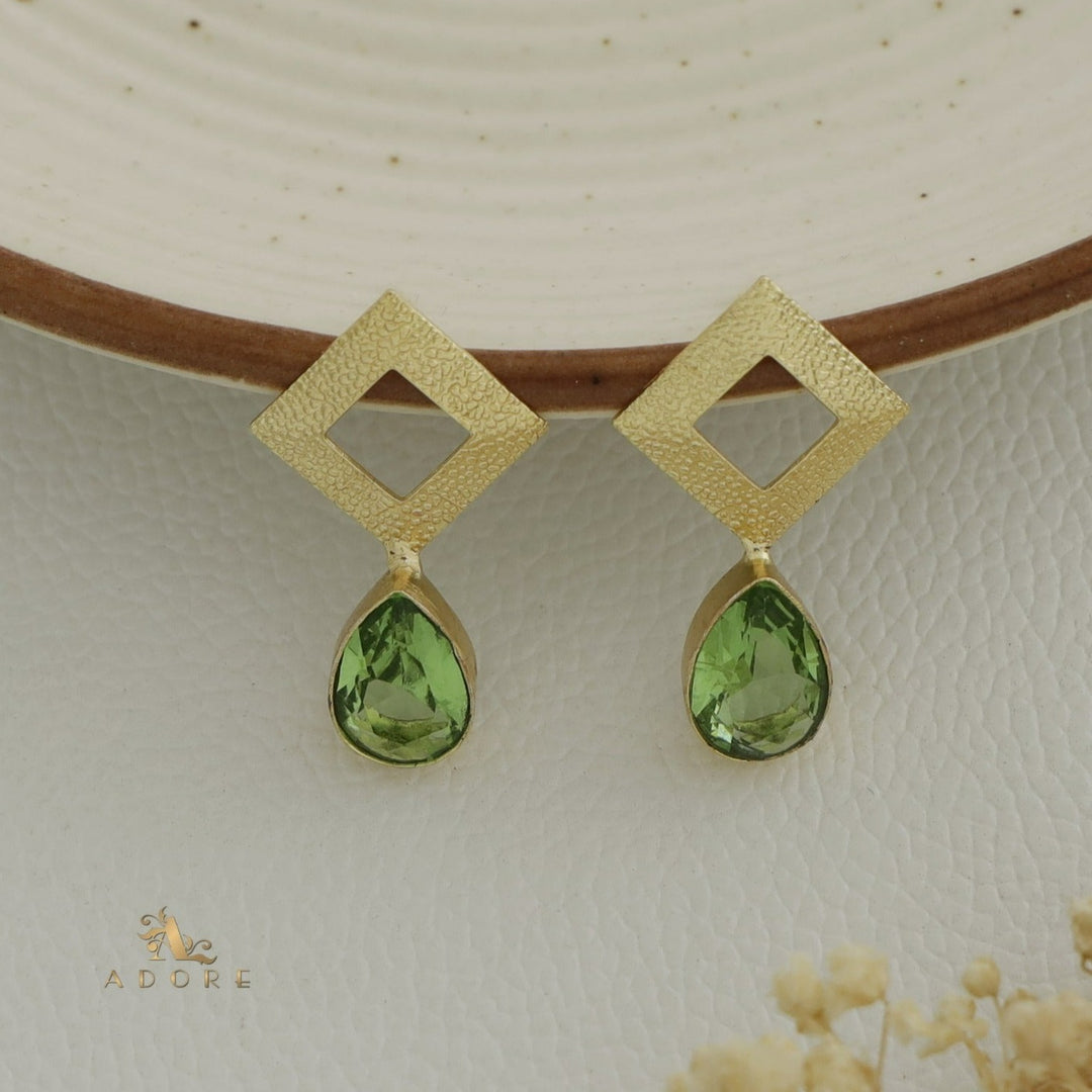 Golden Textured Diamond And Glossy Drop Earring