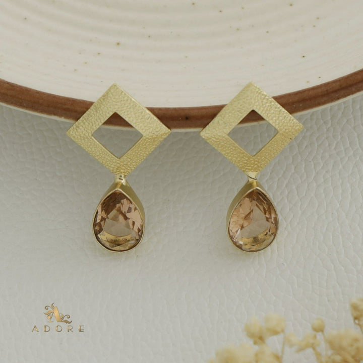 Golden Textured Diamond And Glossy Drop Earring