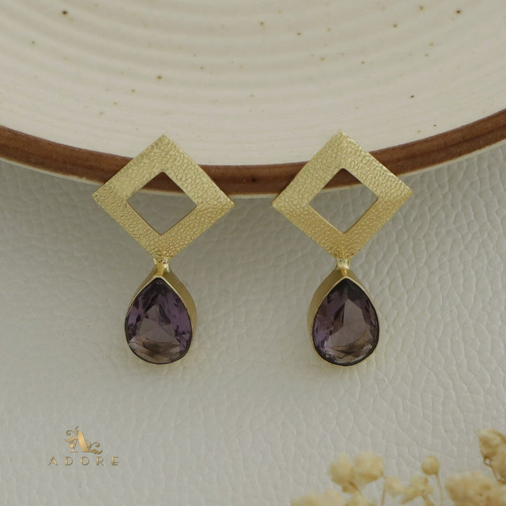 Golden Textured Diamond And Glossy Drop Earring