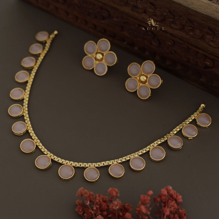 Yashi Glossy Round Neckpiece With Flower Stud (Colour Options)