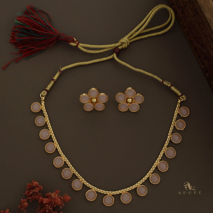 Yashi Glossy Round Neckpiece With Flower Stud (Colour Options)