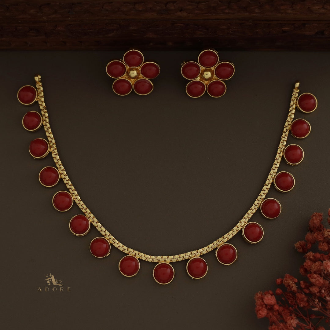 Yashi Glossy Round Neckpiece With Flower Stud (Colour Options)