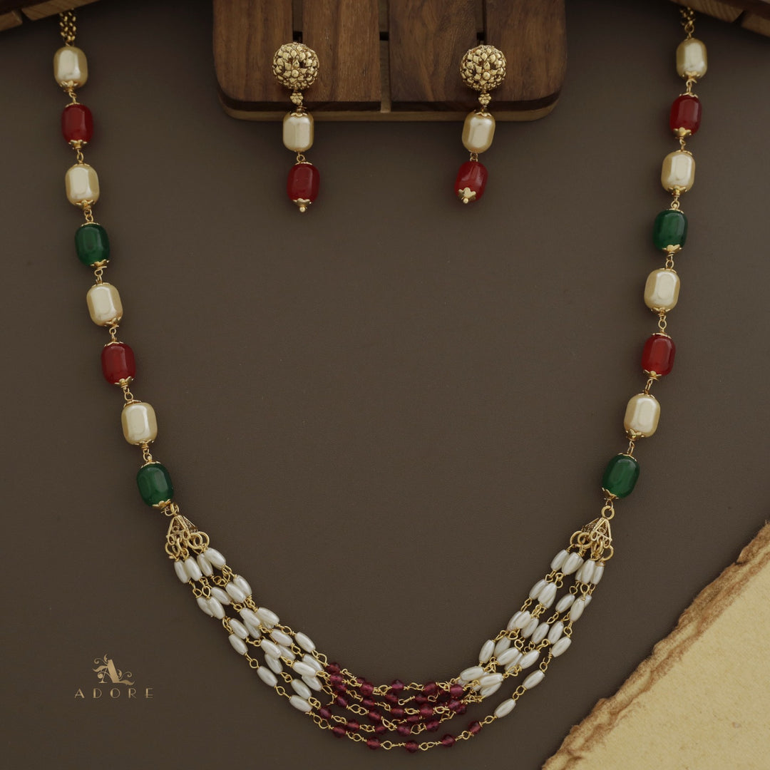 Niharika Pearl Neckpiece With Earring