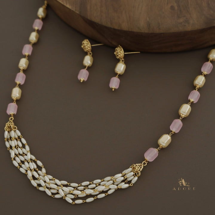 Niharika Pearl Neckpiece With Earring