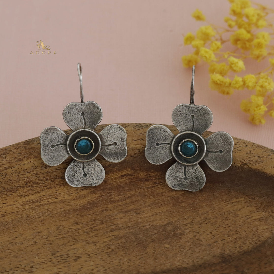 Antique Flower Glossy Drop