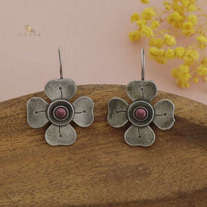 Antique Flower Glossy Drop