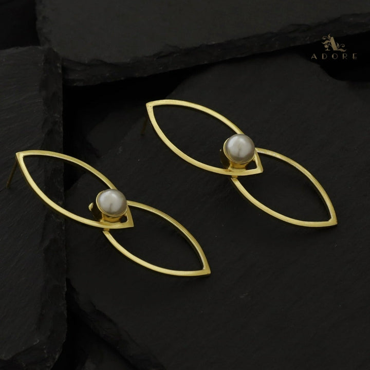 Golden Dual Ellipse Pearl Earring