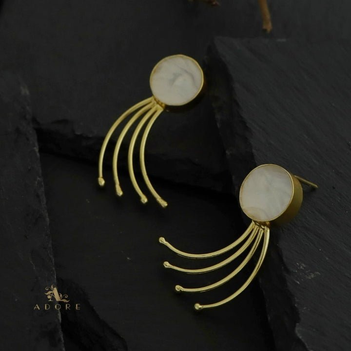 Golden MOP Curviya Earring