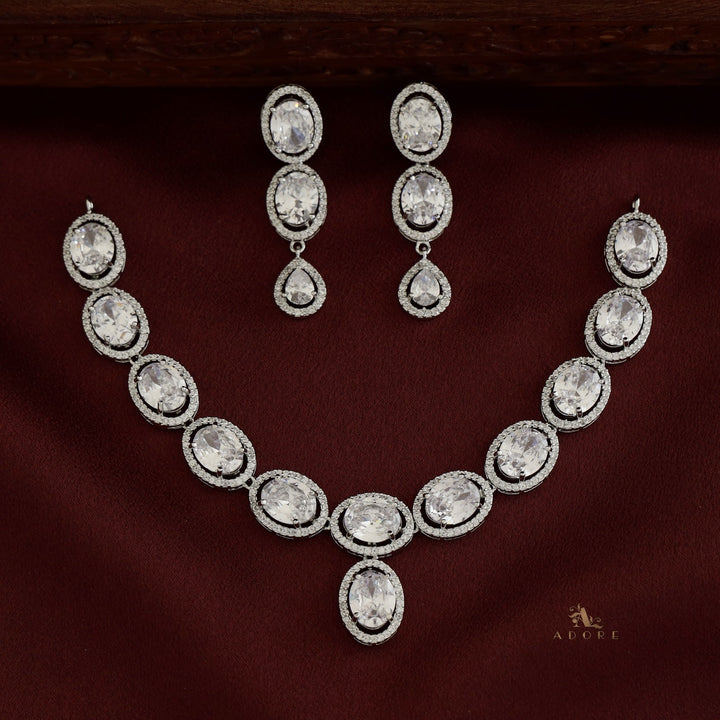 Silver Cordula Oval Short Neckpiece With Earring