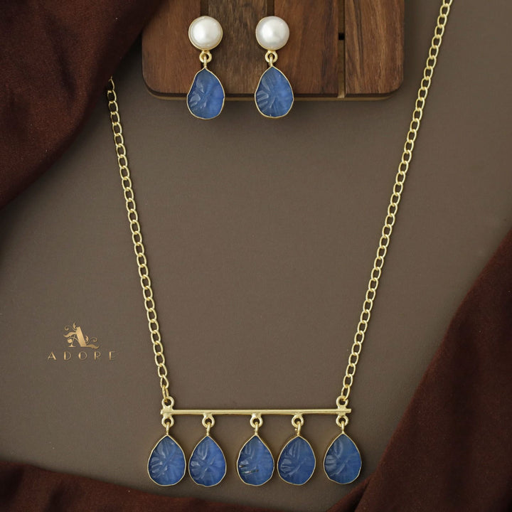 Tapsi 5 Carved Stone Neckpiece With Earring