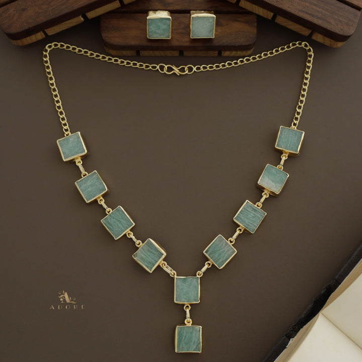 Velora Square Raw Stone Neckpiece With Stud