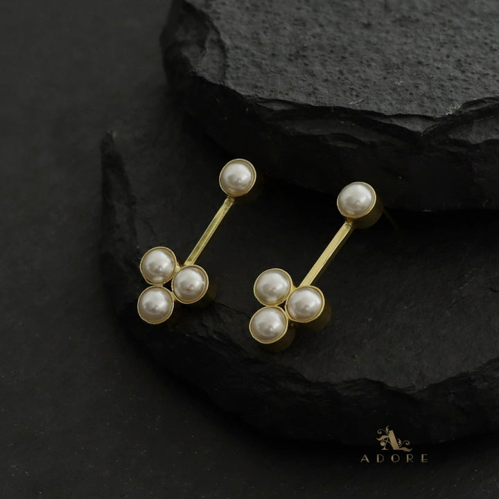 Golden Sticky Grape Pearl Earring