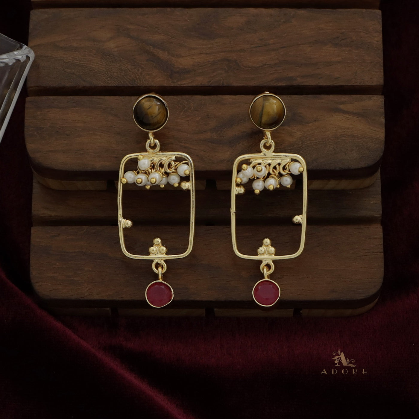 Dimple Glossy Rectangle Cluster Pearl Earring