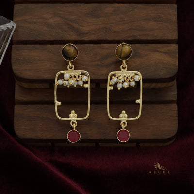Dimple Glossy Rectangle Cluster Pearl Earring