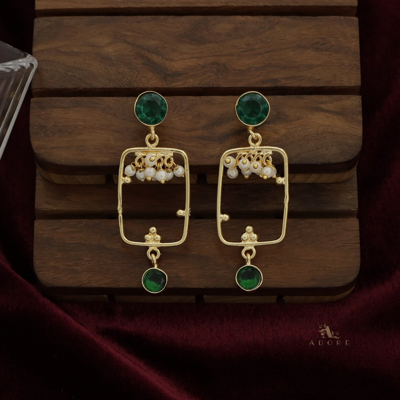 Dimple Glossy Rectangle Cluster Pearl Earring