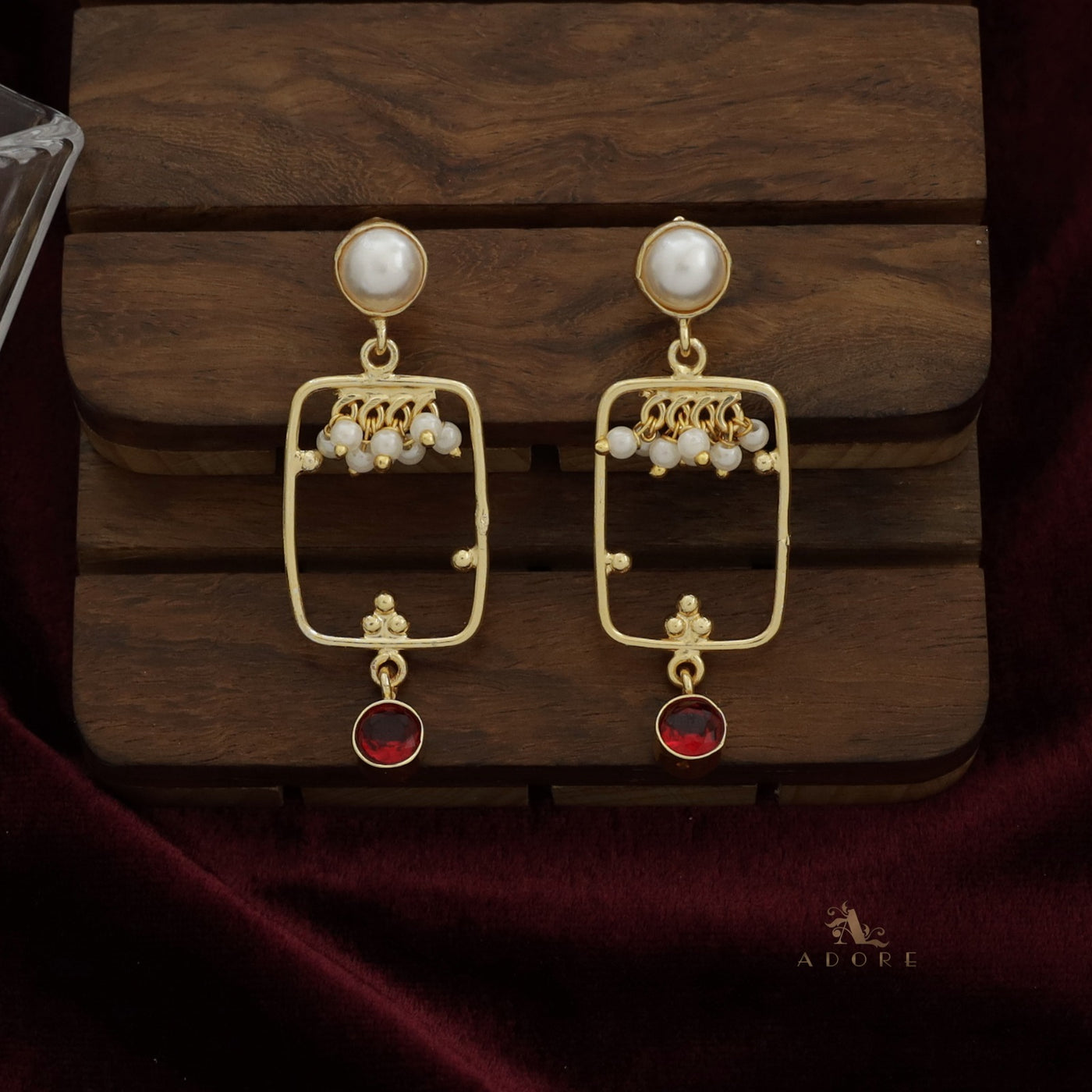 Dimple Glossy Rectangle Cluster Pearl Earring