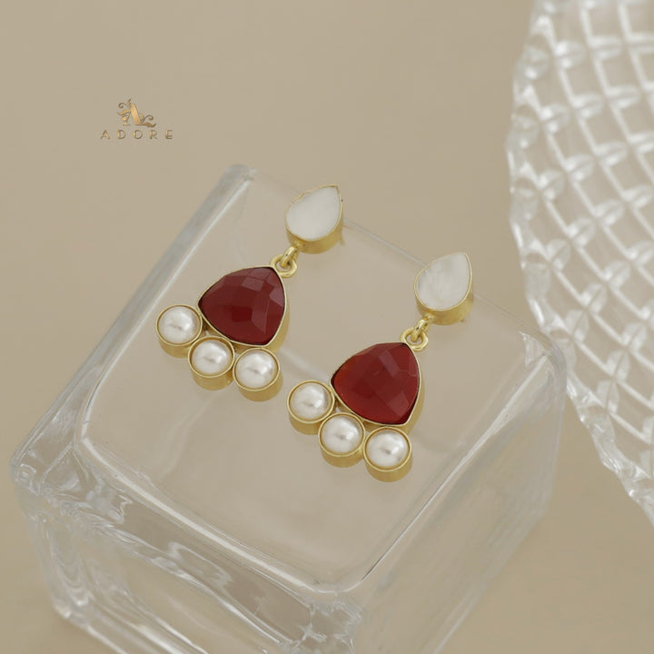 MOP Glossy Curvy Triangle Tri Pearl Earring