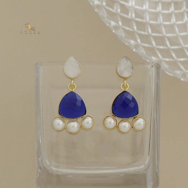 MOP Glossy Curvy Triangle Tri Pearl Earring