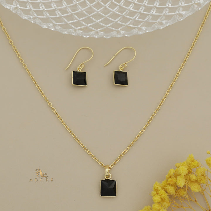 Zansi Glossy Square Drop Neckpiece With Drop