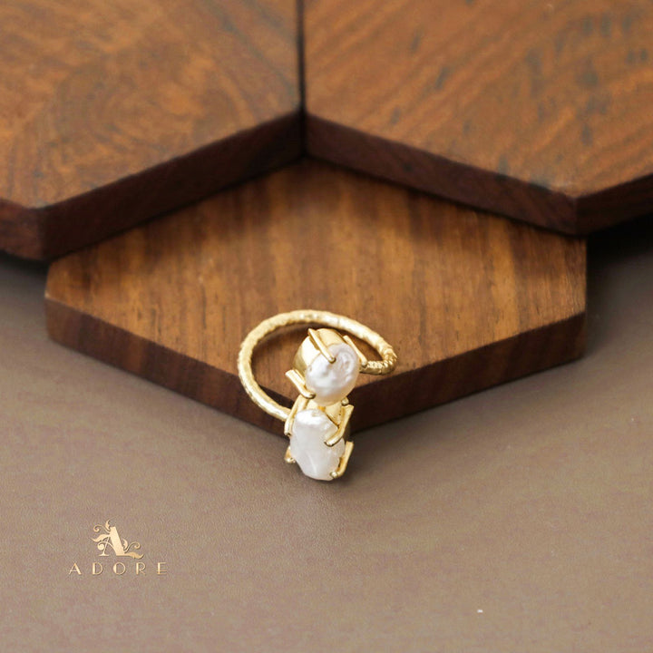 Textured Baroque + Oval Glossy Ring