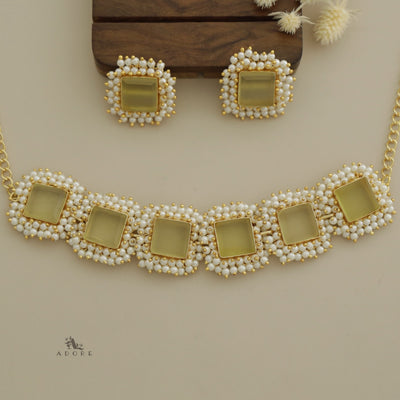 Full Pearl Square Choker With Earring