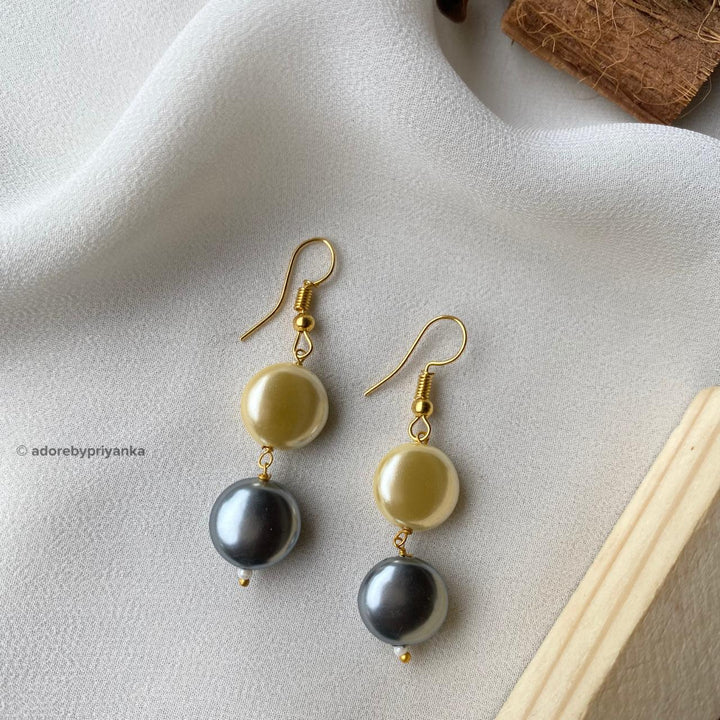 Premium Pearl Earrings