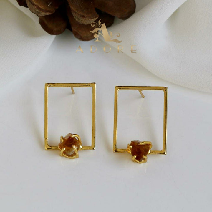 Golden Claw Rectangle Raw Stone Earring
